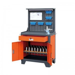 Lampe - armoire à outils de style